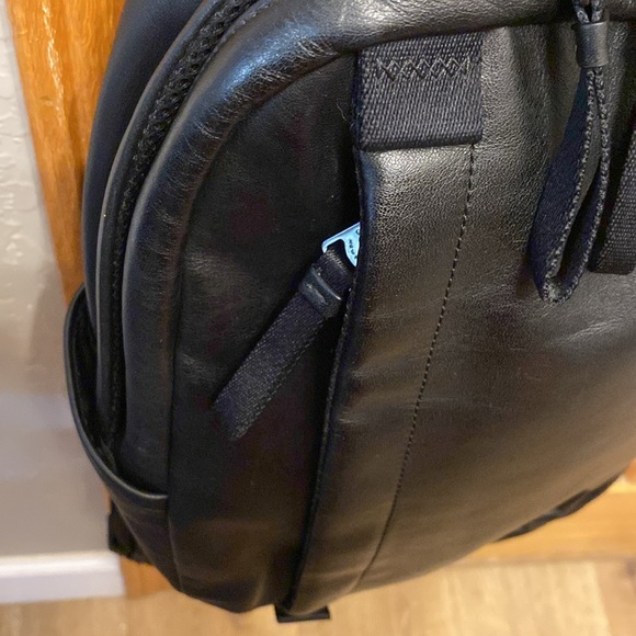 Coach 89908 Edge Pack genuine leather sling bag  for men - Picture 5 of 16